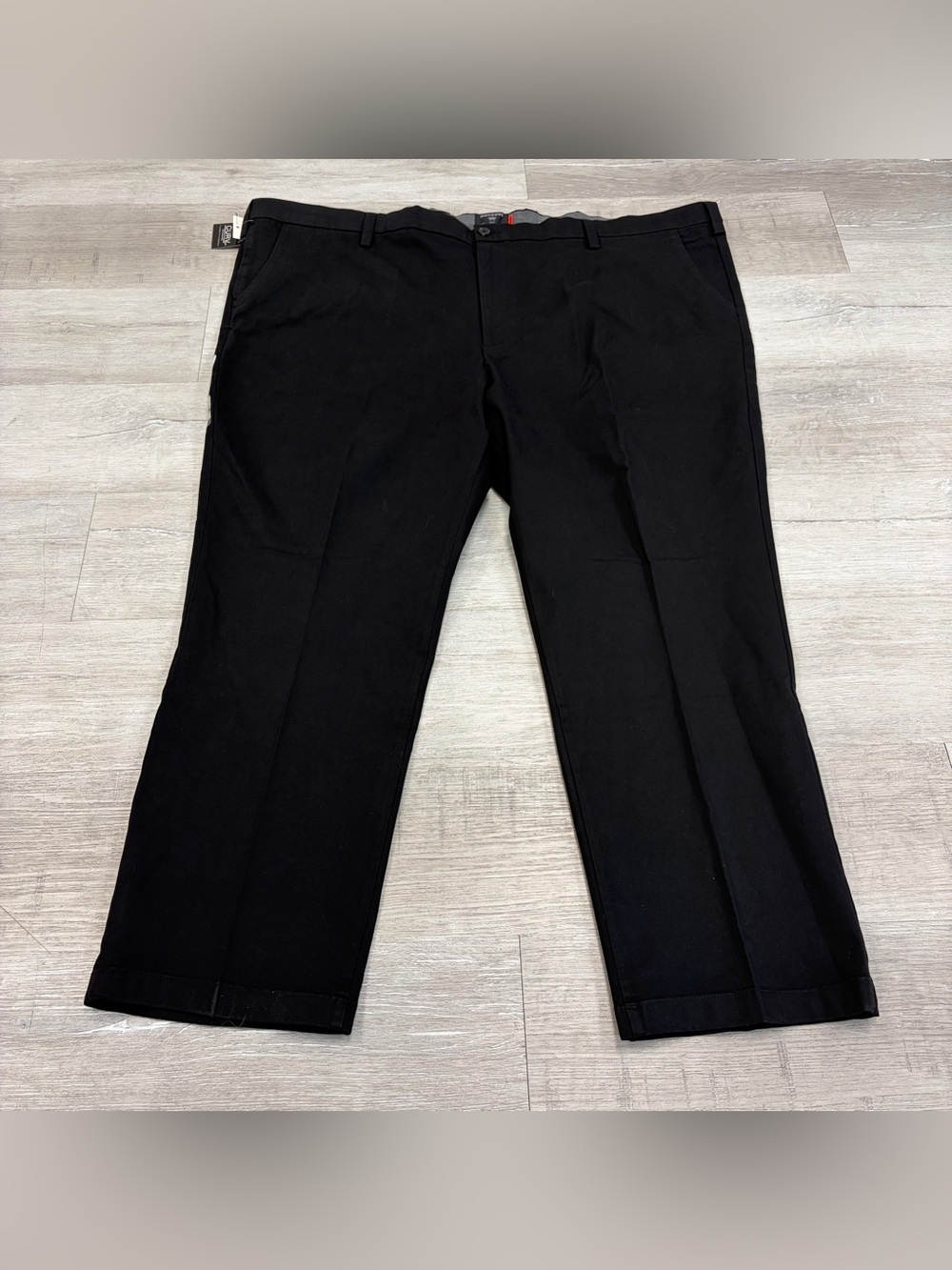 Men’s Dockers Black Workday Khaki Pants - Classic Straight Fit